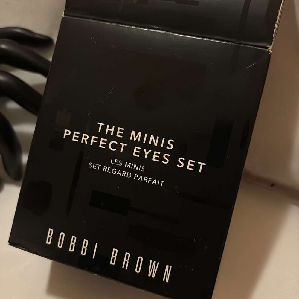 BNIB Bobbi Brown The Minis: Perfect Eyes 4-Piece Set – Travel Eye Makeup Kit